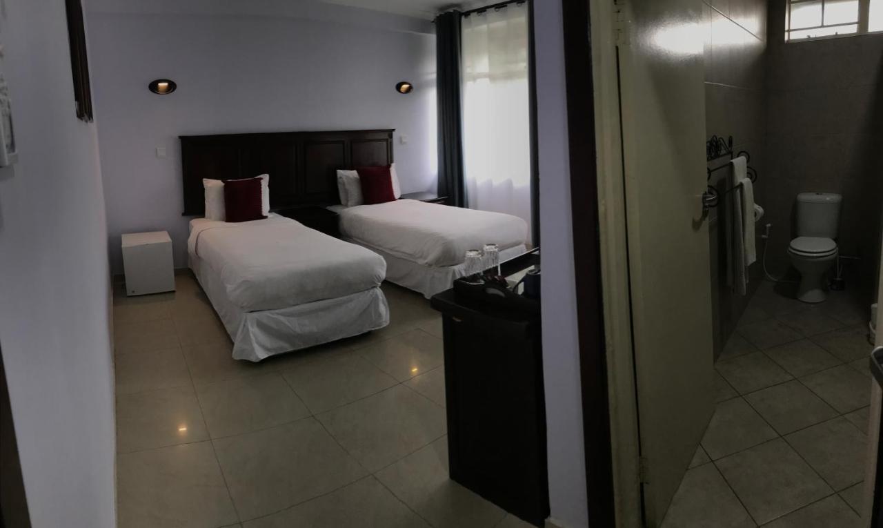 Crescent Lodge Ливингстон Экстерьер фото